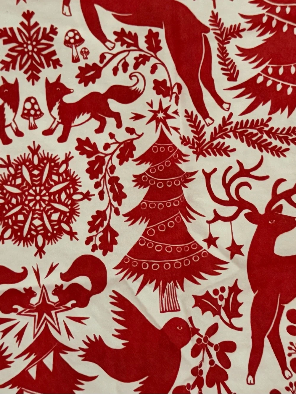 2 Pottery Barn Organic Nordic Deer Animals Christmas King Pillowcases